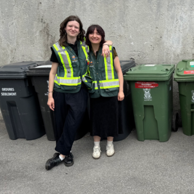 Deux employées de la Patrouille verte
