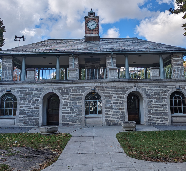 Comfort station at King George Park