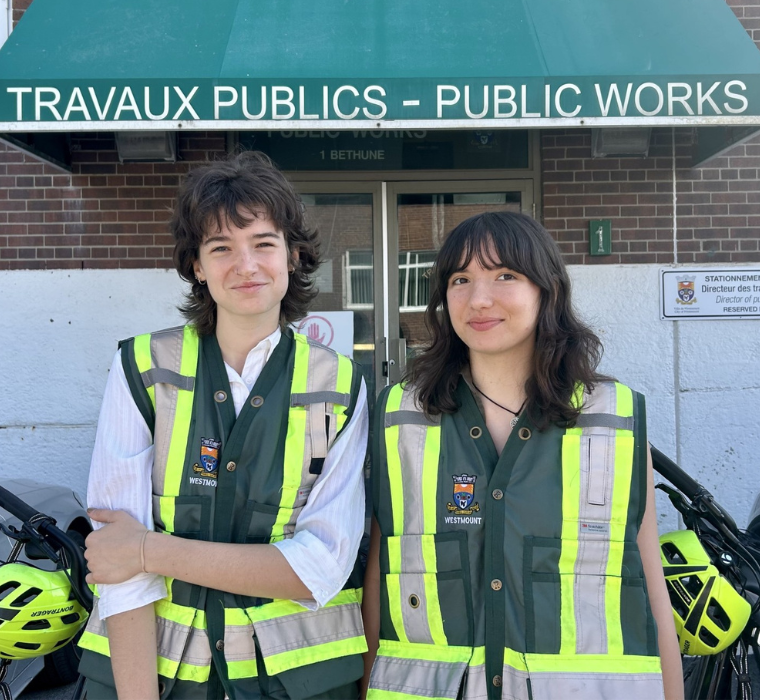 Zoé et Sofia de l'Équipe verte de Westmount