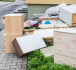 Des items encombrants placés en bordure de rue